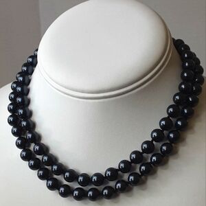 Elegant Freshwater Cultured Black Pearls 8-8.5mm Hand-knotted 30" Necklace - Vtg